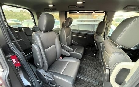 Honda Stepwgn IV, 2020 год, 2 350 000 рублей, 6 фотография