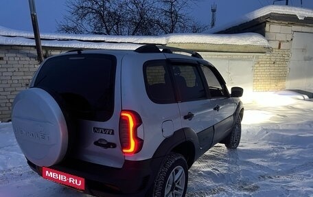 Chevrolet Niva I рестайлинг, 2013 год, 730 000 рублей, 5 фотография