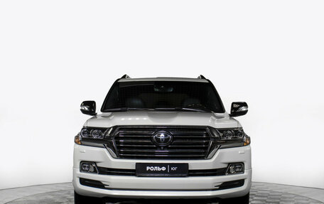 Toyota Land Cruiser 200, 2017 год, 7 498 000 рублей, 2 фотография