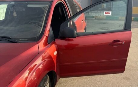 Ford Focus II рестайлинг, 2006 год, 330 000 рублей, 2 фотография