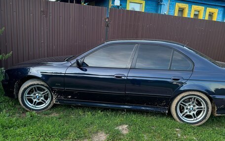 BMW 5 серия, 2001 год, 850 000 рублей, 3 фотография