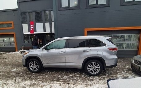 Toyota Highlander III, 2015 год, 3 200 000 рублей, 6 фотография