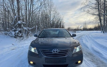 Toyota Camry, 2007 год, 930 000 рублей, 8 фотография