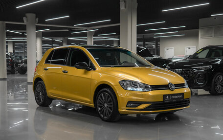 Volkswagen Golf VII, 2018 год, 2 080 000 рублей, 2 фотография