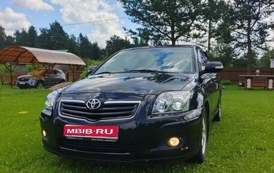 Toyota Avensis III рестайлинг, 2007 год, 700 000 рублей, 1 фотография