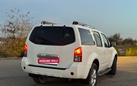 Nissan Pathfinder, 2012 год, 1 800 000 рублей, 3 фотография