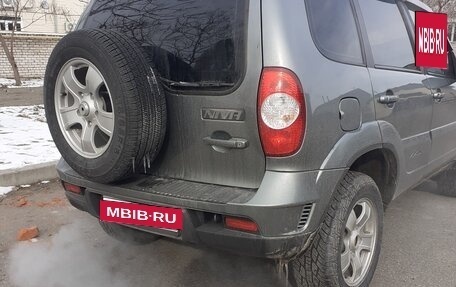 Chevrolet Niva I рестайлинг, 2011 год, 525 000 рублей, 4 фотография