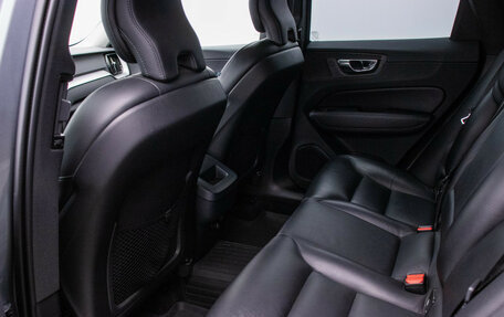 Volvo XC60 II, 2018 год, 3 577 000 рублей, 11 фотография