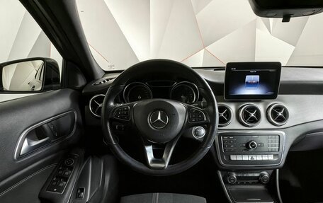 Mercedes-Benz GLA, 2017 год, 2 670 000 рублей, 20 фотография