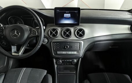 Mercedes-Benz GLA, 2017 год, 2 670 000 рублей, 15 фотография