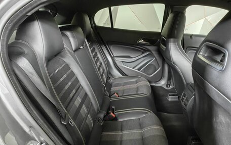 Mercedes-Benz GLA, 2017 год, 2 670 000 рублей, 16 фотография