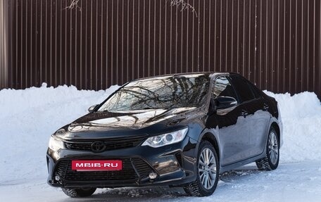 Toyota Camry, 2017 год, 2 150 000 рублей, 2 фотография