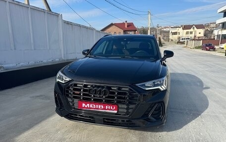 Audi Q3, 2021 год, 4 000 000 рублей, 1 фотография