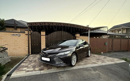 Toyota Camry, 2019 год, 2 600 000 рублей, 1 фотография