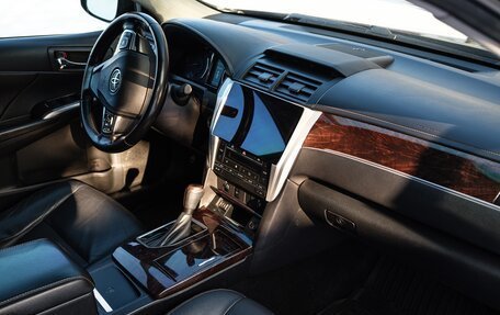 Toyota Camry, 2017 год, 2 150 000 рублей, 27 фотография