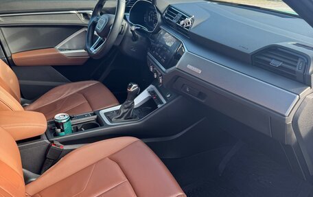 Audi Q3, 2021 год, 4 000 000 рублей, 8 фотография