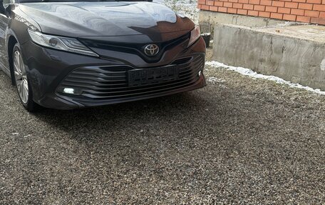 Toyota Camry, 2019 год, 2 600 000 рублей, 5 фотография