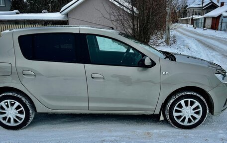 Renault Sandero II рестайлинг, 2021 год, 1 230 000 рублей, 4 фотография