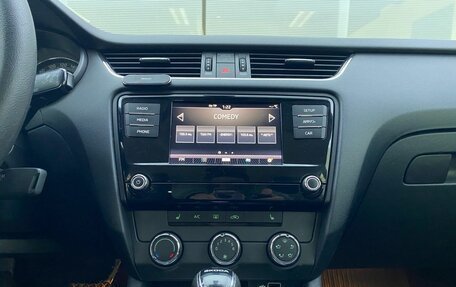 Skoda Octavia, 2018 год, 1 469 000 рублей, 15 фотография