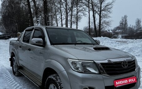 Toyota Hilux VII, 2012 год, 1 880 000 рублей, 3 фотография