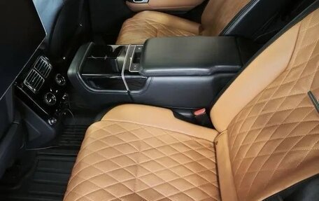 Land Rover Range Rover IV рестайлинг, 2021 год, 9 490 000 рублей, 12 фотография