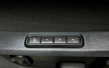 Volkswagen Teramont I, 2019 год, 3 500 000 рублей, 22 фотография