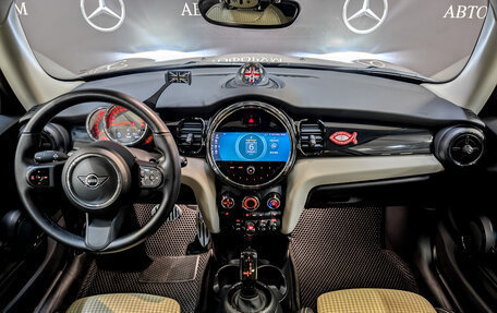 MINI Hatch, 2021 год, 2 750 000 рублей, 13 фотография