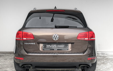 Volkswagen Touareg III, 2011 год, 1 800 000 рублей, 6 фотография