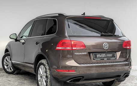 Volkswagen Touareg III, 2011 год, 1 800 000 рублей, 7 фотография