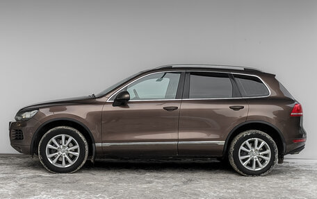 Volkswagen Touareg III, 2011 год, 1 800 000 рублей, 8 фотография