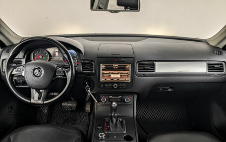 Volkswagen Touareg III, 2011 год, 1 800 000 рублей, 14 фотография