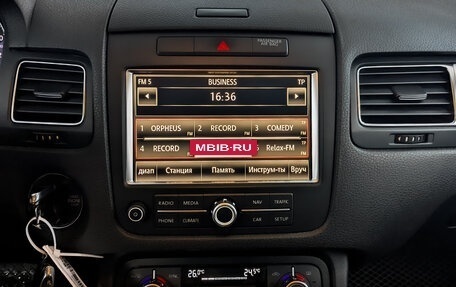 Volkswagen Touareg III, 2011 год, 1 800 000 рублей, 15 фотография