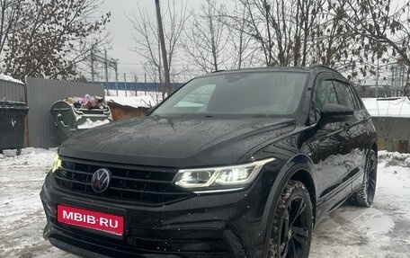 Volkswagen Tiguan II, 2021 год, 3 950 000 рублей, 1 фотография