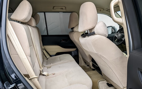 Toyota Land Cruiser, 2022 год, 10 500 000 рублей, 12 фотография