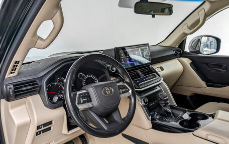 Toyota Land Cruiser, 2022 год, 10 500 000 рублей, 16 фотография