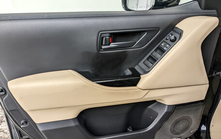 Toyota Land Cruiser, 2022 год, 10 500 000 рублей, 19 фотография