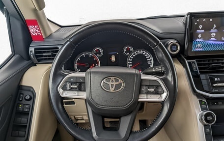 Toyota Land Cruiser, 2022 год, 10 500 000 рублей, 22 фотография