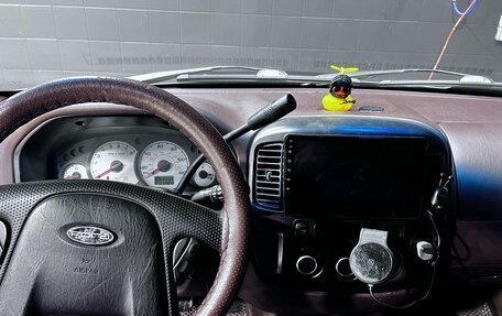 Ford Escape II, 2001 год, 590 000 рублей, 10 фотография