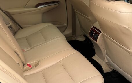 Toyota Camry, 2012 год, 1 730 000 рублей, 10 фотография