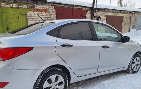 Hyundai Solaris II рестайлинг, 2014 год, 917 000 рублей, 12 фотография