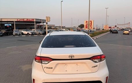 Toyota Corolla, 2022 год, 1 410 000 рублей, 3 фотография