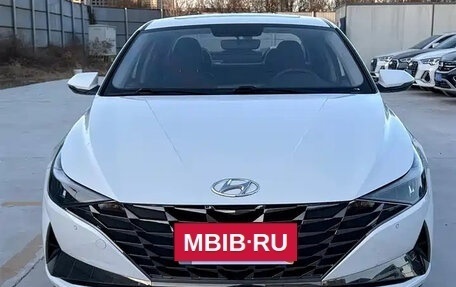 Hyundai Elantra, 2022 год, 1 530 000 рублей, 2 фотография