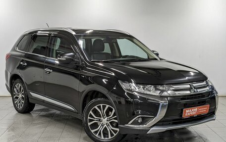 Mitsubishi Outlander III рестайлинг 3, 2016 год, 2 050 000 рублей, 3 фотография