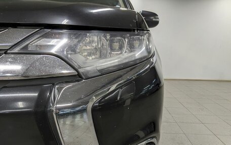 Mitsubishi Outlander III рестайлинг 3, 2016 год, 2 050 000 рублей, 17 фотография