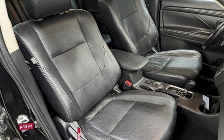 Mitsubishi Outlander III рестайлинг 3, 2016 год, 2 050 000 рублей, 21 фотография