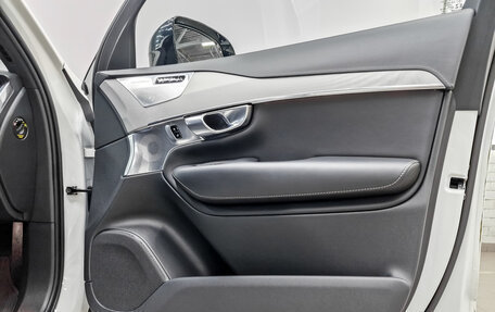 Volvo XC60 II, 2021 год, 6 100 000 рублей, 25 фотография