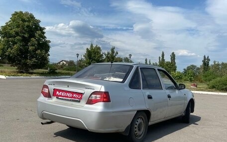 Daewoo Nexia I рестайлинг, 2009 год, 260 000 рублей, 2 фотография