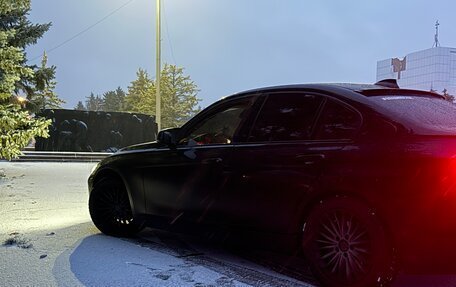 BMW 3 серия, 2012 год, 1 750 000 рублей, 8 фотография