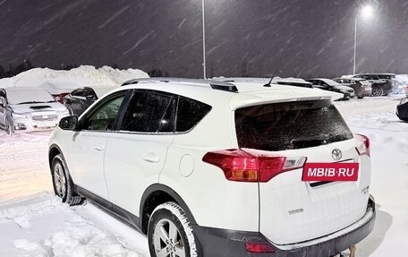 Toyota RAV4, 2014 год, 1 650 000 рублей, 4 фотография