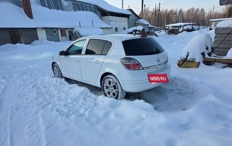 Opel Astra H, 2012 год, 650 000 рублей, 3 фотография